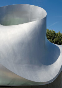 Stahl-Innovationspreis: Freigeformtes Wolkendach in Hainburg