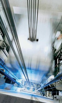 Aufzüge, die Strom produzieren: Bis zu 40% Einsparung durch Energierückspeisung