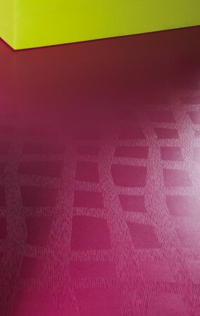 norament crossline by Lars Contzen: Kautschuk-Boden in 3D und kräftigen Farben