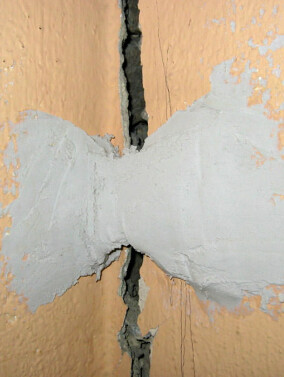 Gipsmarke, Rissbreitenmesser oder Riss-Messlehre mit 1/10 mm Genauigkeit?