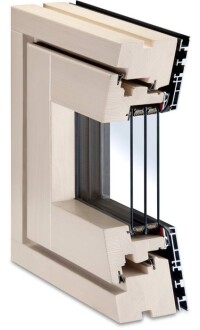 Puristisch: Rahmenlos wirkendes Fensterdesign aus der Holz-Alu-Liga