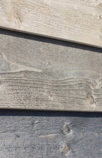 Farbtrends für Holzfassaden - z.B. Vergrauungslasur mit Metallic-Effekt