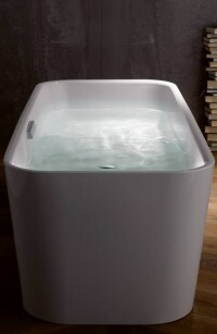 BetteArt: Monolithisch, freistehend, fugenlos und mit schmalem Rand