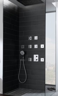 Neuer flexibler Dusch-System-Baukasten von Toto für alle Serien