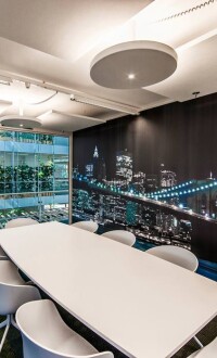 Raumakustik trifft auf thermische Speichermasse