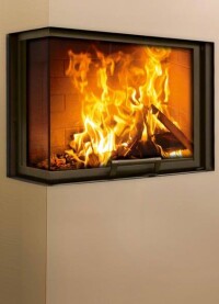 Schmid-Heizkamin mit reduzierter Einbautiefe und Nennwärmeleistung