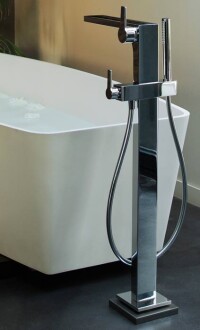 Extra hoher Einhebel-Waschtischmischer und freistehende Wannenarmatur neu von Keuco