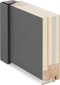 Passivhaustaugliche Holz-Alu-Haustür von Niveau mit Vakuum-Kern