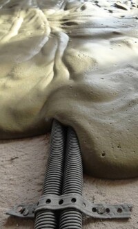 Schaummörtel als Unterbodenausgleich sichert Fußboden als Installationsebene