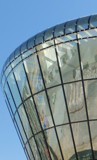 4.100 m² gebogene Multifunktionsgläser am Flughafen Baku in Aserbaidschan