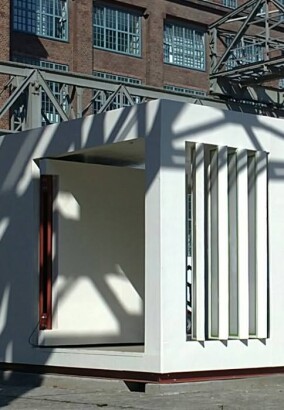 Forschungsprojekt: Upcycling-Polyurethan-Platten für Verbundfassaden