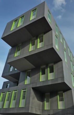 Niedrigenergie-3D-Tetris mit Hinterschnitt als SSC der Uni Köln