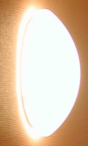 LED-Leuchte von Kandem für öffentliche Gebäude optional mit Notlicht-Akku