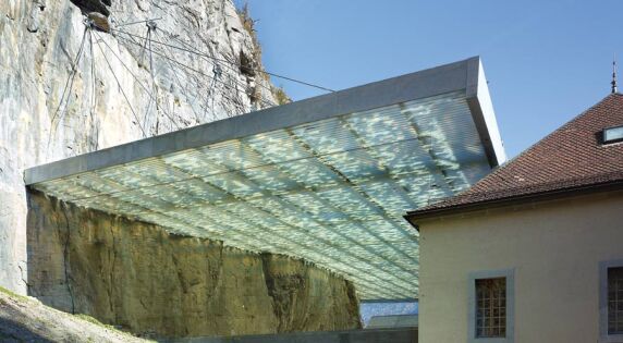 Überdachung der archäologischen Ruine St-Maurice (Foto: Thomas Jantscher)