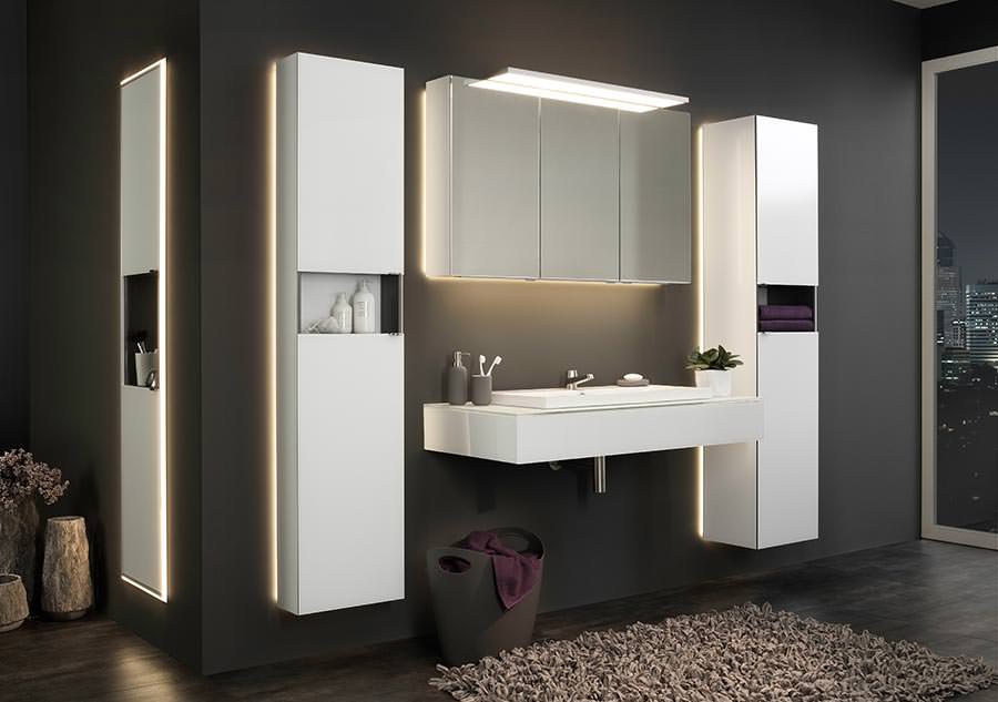 Unit, die neue Badmöbelkollektion von Sprinz mit Aufputz- und Einbauoption