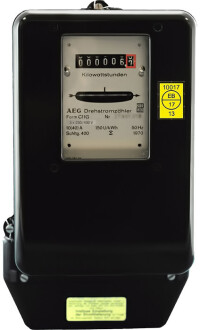 1.900 kWh Strom verbraucht ein Ein-Personen-Haushalt durchschnittlich im Jahr