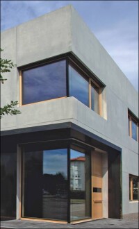 Große Glasflächen und wenig Rahmen - angekündigt von Kneer