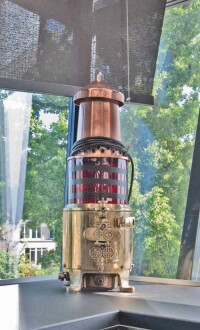 Nachbarschaftlicher Lichtschutz per innenliegenden Außenrollos