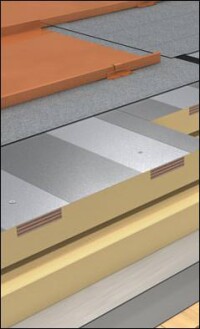 „puren M“: PUR/PIR-Dämmung mit integrierter Traglattung wieder im Programm