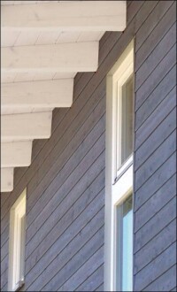 Lasierender „Ölmantel“ neu von CD-Color für Holzfassaden