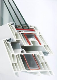 Rehau erweitert sein nicht faserverstärktes Fensterprofilsystem Synego