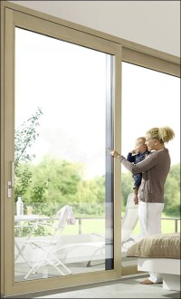 Passivhaus-taugliche Holz/Alu-Hebe-Schiebe-Anlage neu von Unilux