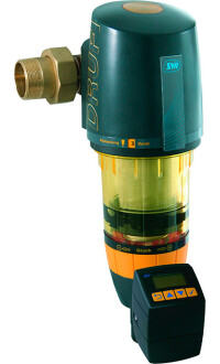 Neue optionale Rückspülautomatik für Druckminderer-Filterkombination DRUFI+ von SYR