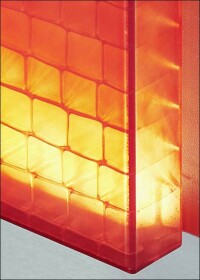 Wabenmaterial sorgt für farbigen Kontrast in ostwestfälischer Schulmensa