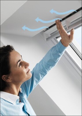 Aktive und passive Fensterspalt-Lüftung mit Velux-Dachfenstern
