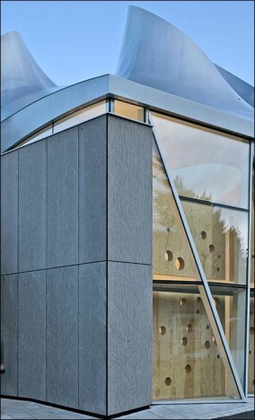 Plastische Faserzement-Fassadenplatten von Auria neu auf dem deutschen Markt