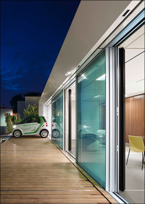 Weltweit erstes „Aktivhaus“ in Stuttgart von Werner Sobek und SchwörerHaus