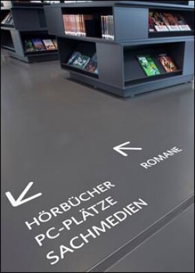 Bodenbeschichtung incl. Wegeleitsystem für brückenbildende Bibliothek