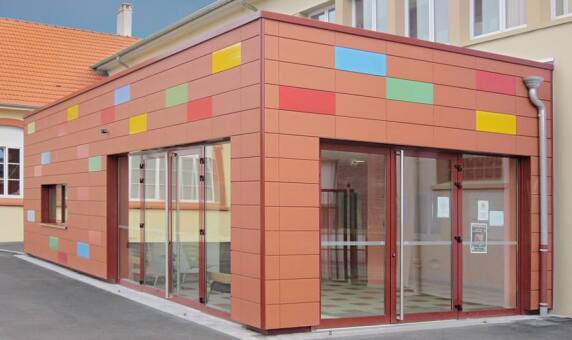 Erweiterungsbauten für einen Kindergarten im französischen Pagny-sur-Moselle
