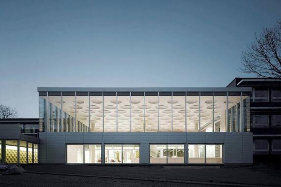 Bildung: Forum Eckenberg Gymnasium, Adelsheim (LDE Belzner Holmes), Foto: Brigida Gonzales