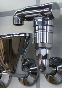 Sepp Safe: Rohrbelüfter mit Spülautomatik im Kampf gegen Legionellen