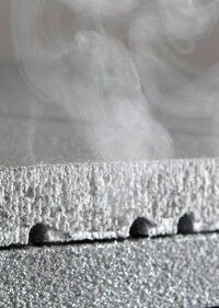 Entspannung im Untergrund: Kemperwet zur Sanierung durchfeuchteter Balkone & Co.