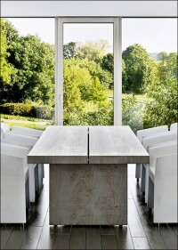 Neues Ganzglasfenster von Internorm für eine großflächige, rahmenlose Glasarchitektur