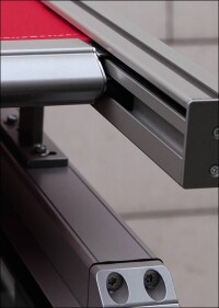 Neue außenliegende Wintergarten-Markise von Warema mit „Secudrive“-Tuchführung