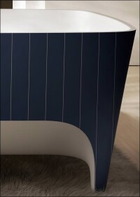 Wenn eine Badewanne Nadelstreifen trägt...