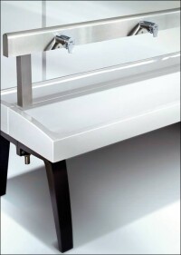 Neue Armatureneinheiten für Reihenwaschanlagen - auch 800 mm breit gemäß ASR A4.1