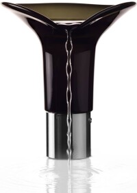 Axor WaterDream 2015: handgefertigte Glasarmaturen dank universellem Armaturensockel