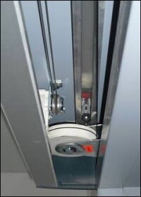 Stromlose Schließ-/Dämpfungssysteme für Schiebetüren auch für moderne Architektur