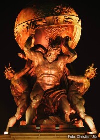 Lichtdesign-Preis 2015 „Außenbeleuchtung / Anstrahlung“ für HBF-Hauptportal Frankfurt