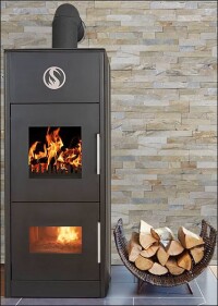 Luvano: Neuer Holzvergaser-Kaminofen von Luuma nutzt Wasser als Wärmespeicher