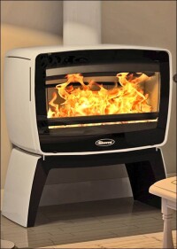 Vintage: neue freistehende Kaminofenserie von Dovre für Holz oder Gas