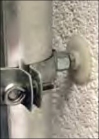 Neuer Thermodübel von Apolo MEA zur Befestigung von Fallrohren an WDV-Systemen