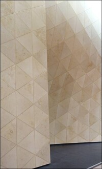 Wie vorgehängte hinterlüftete 3D-Fassaden um freie Formen ringen können