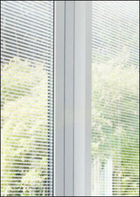 Jalousieglas mit Warmer Kante