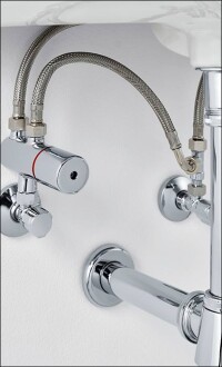 Optimierter Eckventilthermostat von Hansa für Pflegeeinrichtungen und KiTas