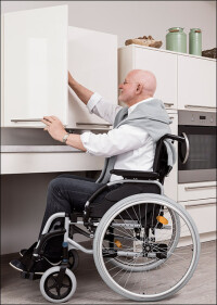 Alters- und behindertengerechte Elektroinstallation in der „Ermündigungswohnung“